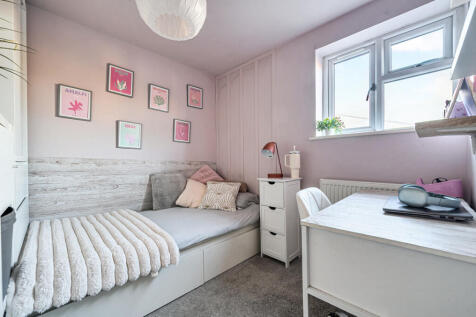 1382641-12-6925c4...