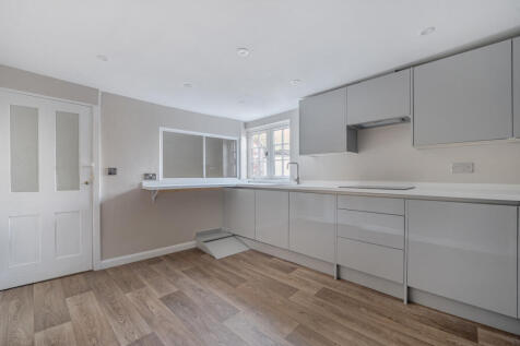 1382996-8-691f061...