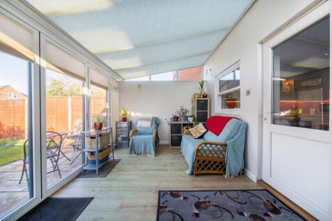 1383417-5-69207de...