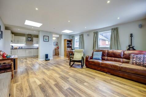 Reception / Dining Room