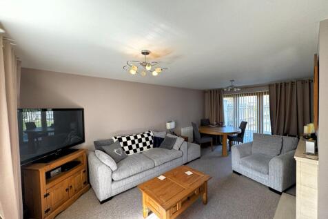 Reception / Dining Room