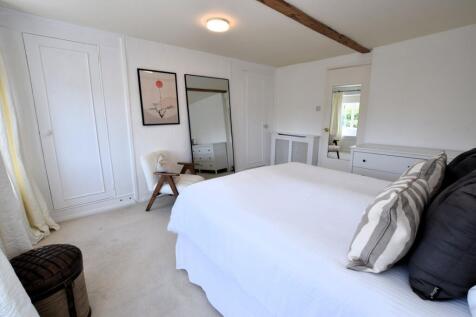 Bedroom 1 (First Floor)