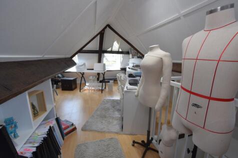 Bedroom 3 (Second Floor)
