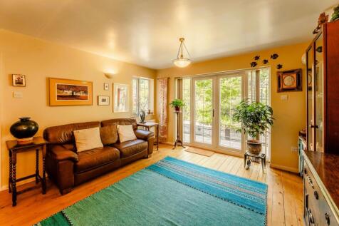 Generous Livingroom