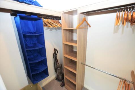 Walk in wardrobe