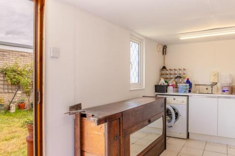 Garage / Workshop to the Rear of the Property