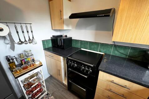Kitchen / Breakfast Room