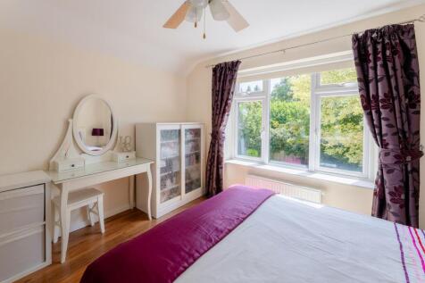 Master Bedroom with En-Suite