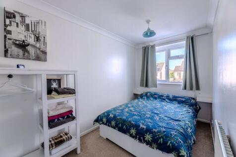 4 Comfortable Bedrooms