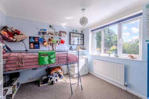 4 Comfortable Bedrooms