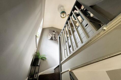 Entrance &amp; Stairs