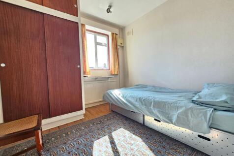 4 Generous Bedrooms