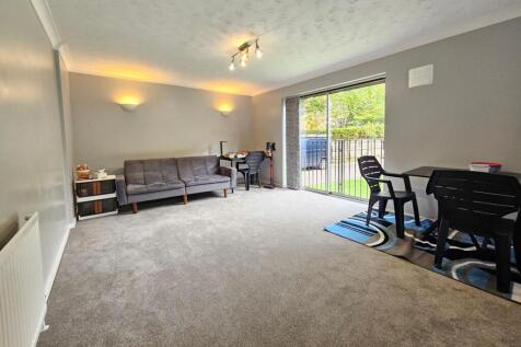 Sitting / Dining Room