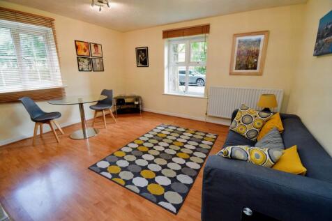 Sitting / Dining Room
