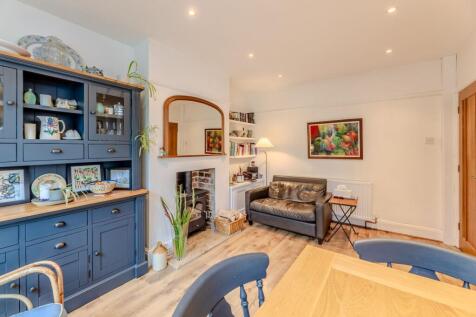 Open-Plan Kitchen & Dining Room