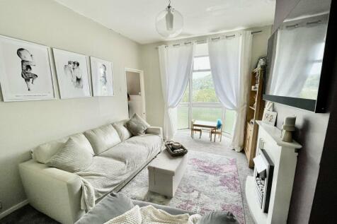 Lounge 1
