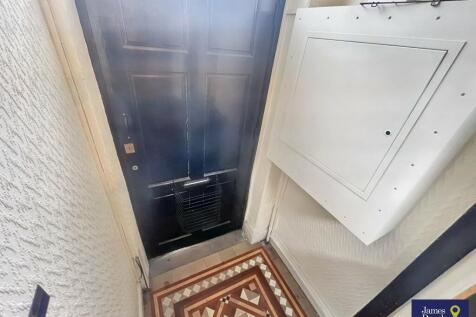 EntrancePorch (1)