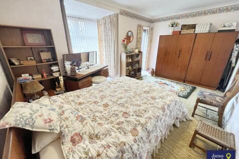 Bed12