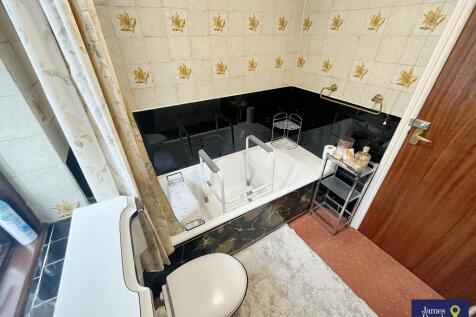 Bath2