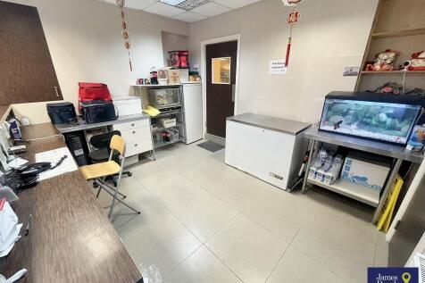 ServingArea 2
