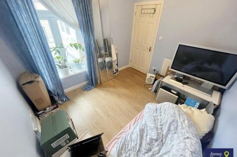 Bed12