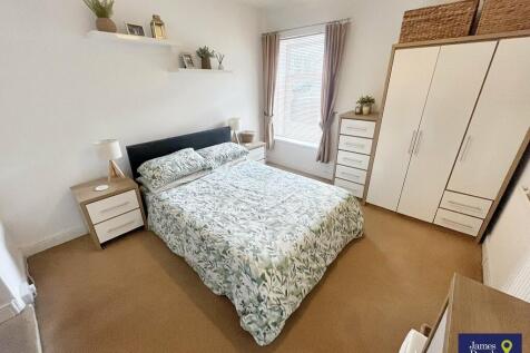 Bed12