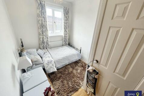 Bed3