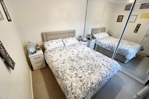 Bed2