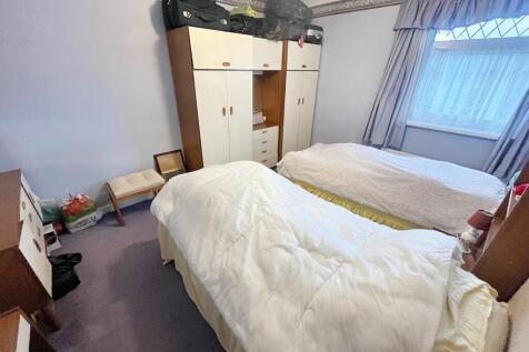 Bed2