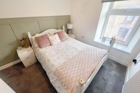 Bed1