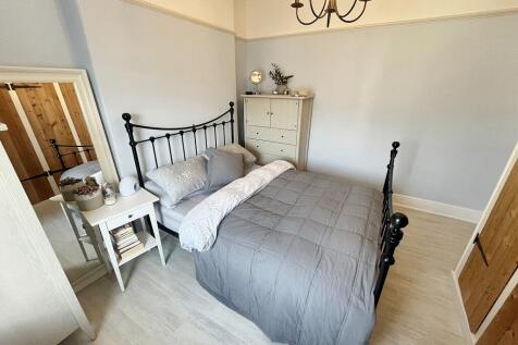 Bed2