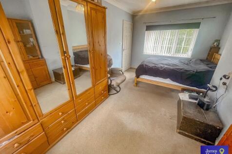 Bed12
