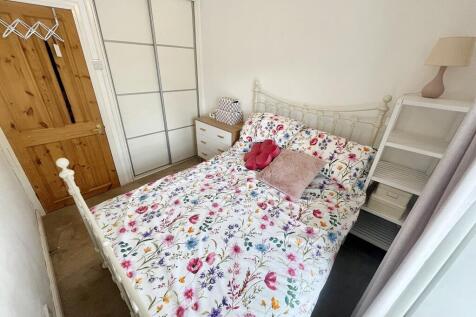 Bed12