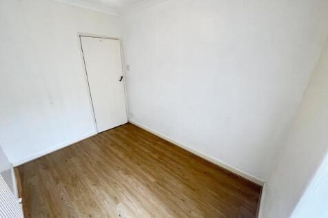 Bedroom 3(Front)