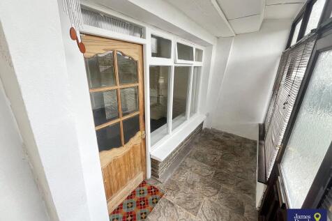 EntrancePorch (1)