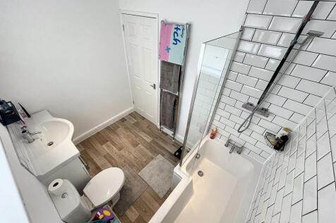 Bathroom2