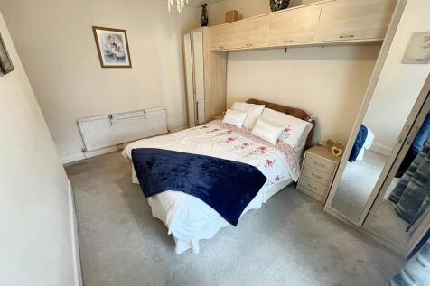 Bed12