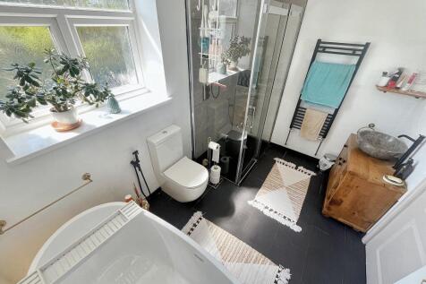 Bath2