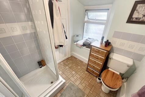Shower2