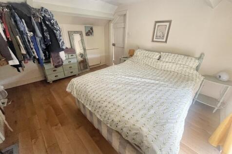 Bed2