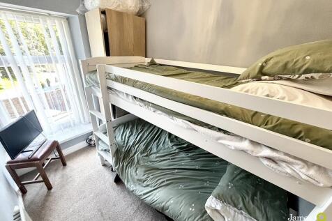 Bed32