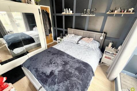Bed2