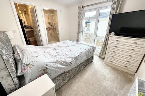 Bed1 (2)