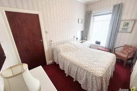 Bed1 (2)