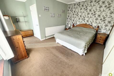 Bed12 (1)