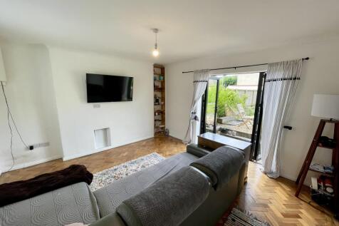 Lounge 2