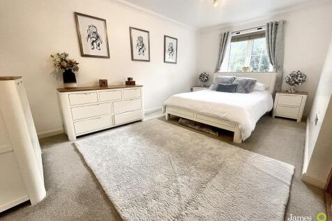 Bed12 (1)