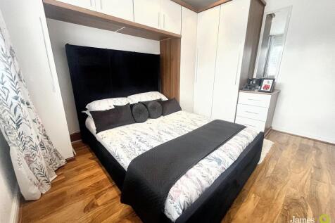 Bed32