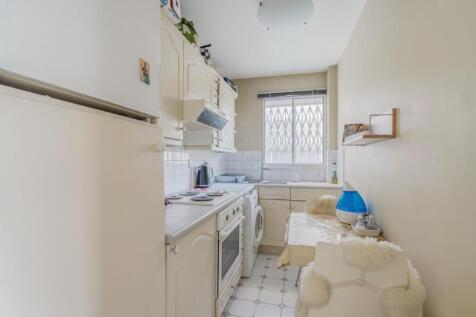 Kitchen Pic 2