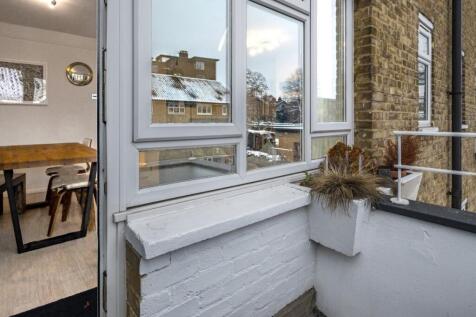 Balcony1